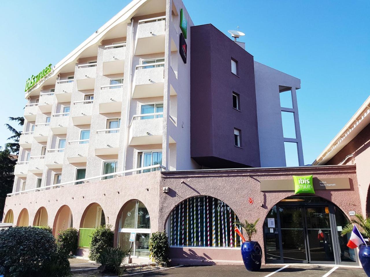 מלון Ibis Styles Frejus St Raphael מראה חיצוני תמונה